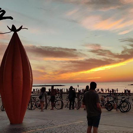 Central Stay Tlv Beachfront เทลอาวีฟ ภายนอก รูปภาพ