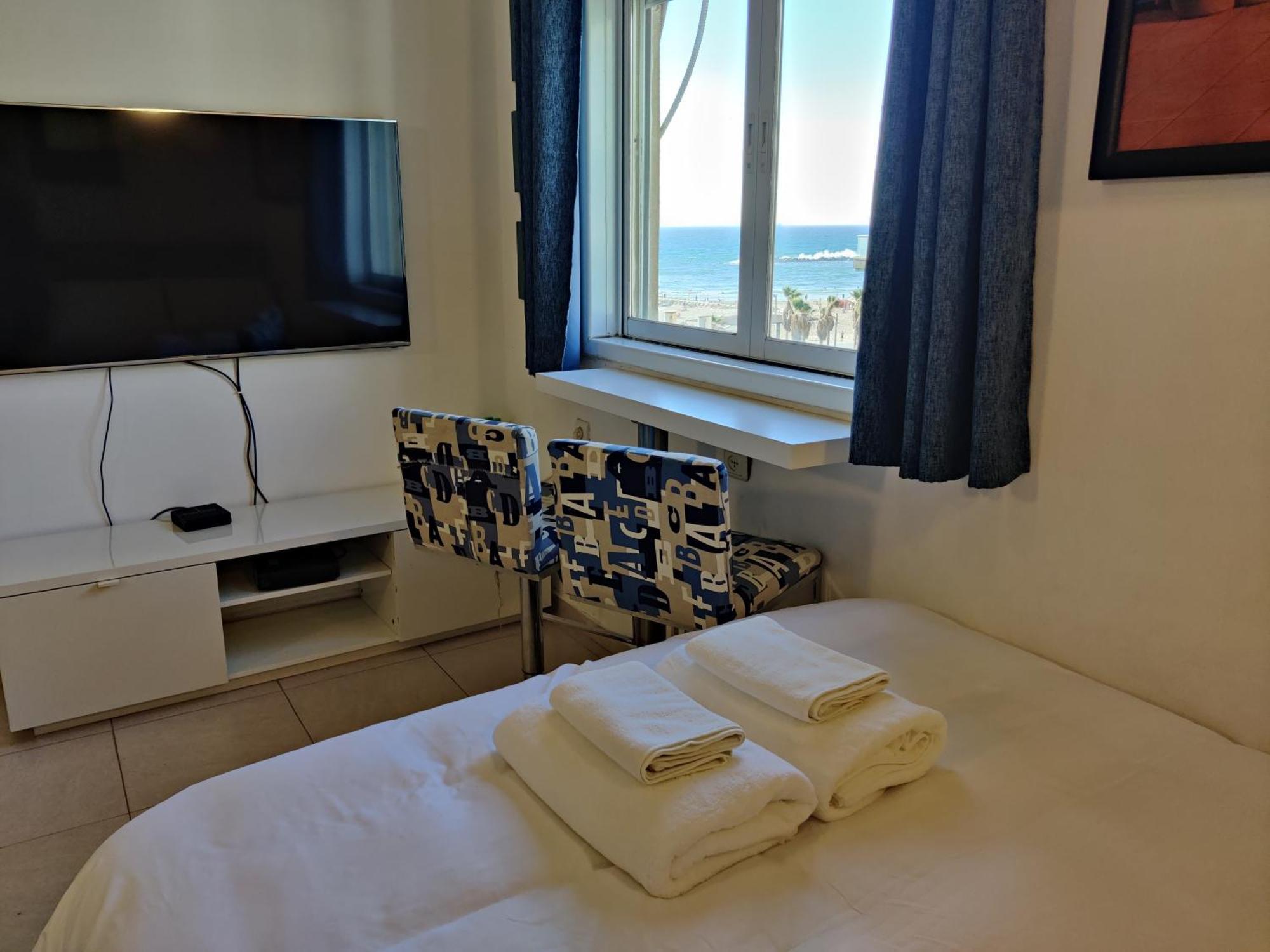 Central Stay Tlv Beachfront เทลอาวีฟ ห้อง รูปภาพ